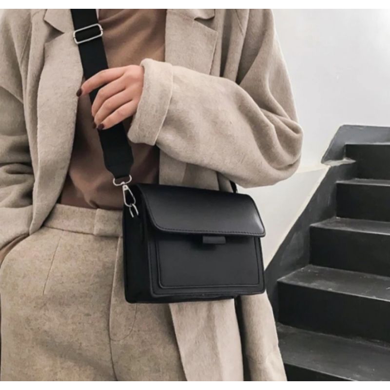 Tas Dompet Wanita Selempang Tas Hp Sling Bag Tali Bahu Lebar