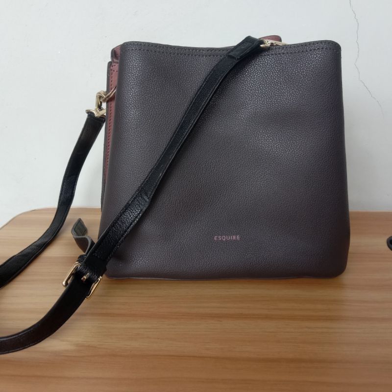 Sling bag Esquire preloved