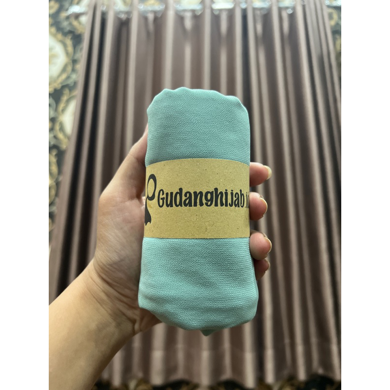 Pashmina Ceruty Biru Wardah Pashmina Biru wardah pashmina polos Wardah Pashmina biru telor Asin •Bir