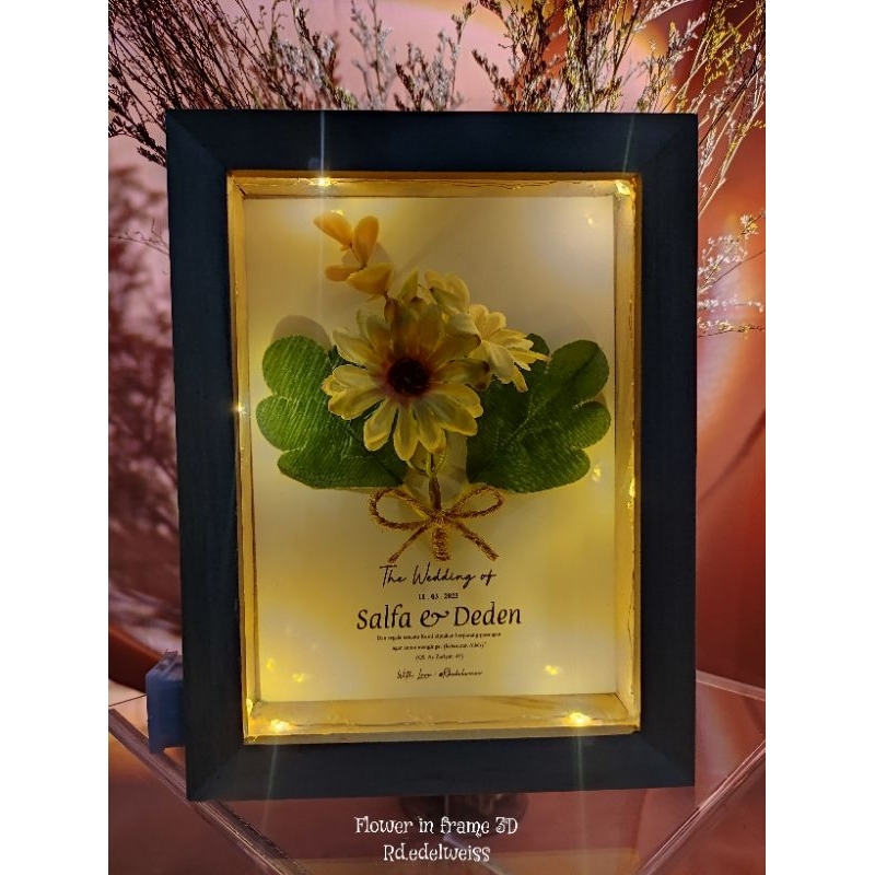 FLOWER IN FRAME 3D