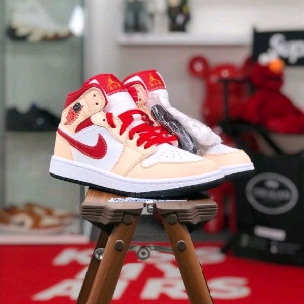 Nike Air Jordan 1 Mid &quot;Light Curry/Cardinal Red&quot;