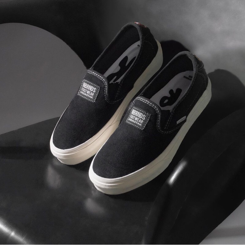 NOBRANDS SLIP ON KORJAN SUEDE