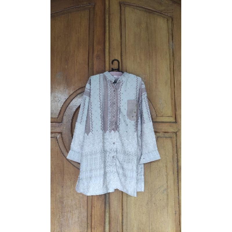 Preloved Salapah Top Ria Miranda
