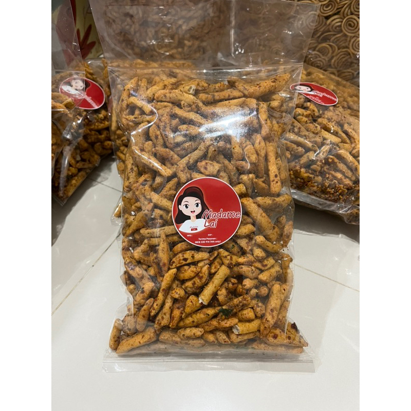 

Basreng Daun Jeruk Pedas 500 gram - Snack CeRiaaa