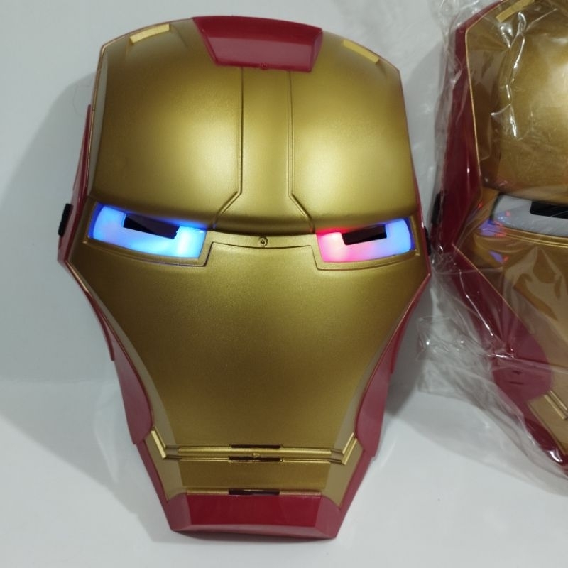 Topeng LED Karakter Super Hero Avanger Mainan Anak