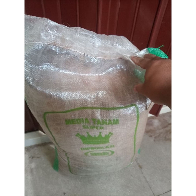 Cocopit media tanam 1-2 karung pengiriman kargo