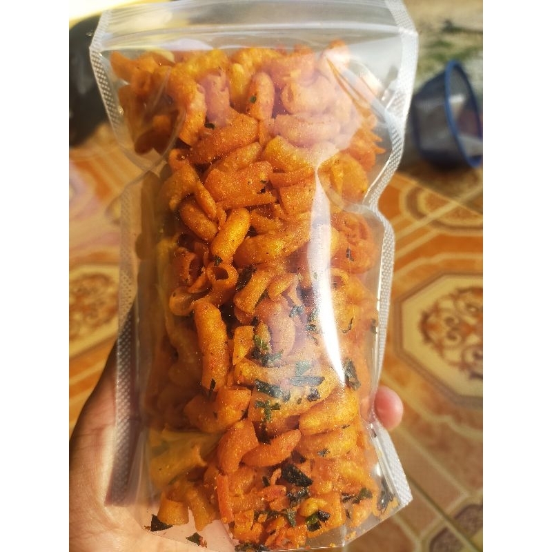 

Makaroni pedas daun jeruk