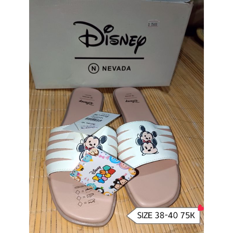 Sendal Disney dewasa