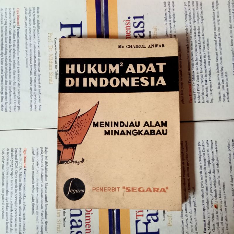 HUKUM-HUKUM ADAT DI INDONESIA MENINJAU ALAM MINANGKABAU