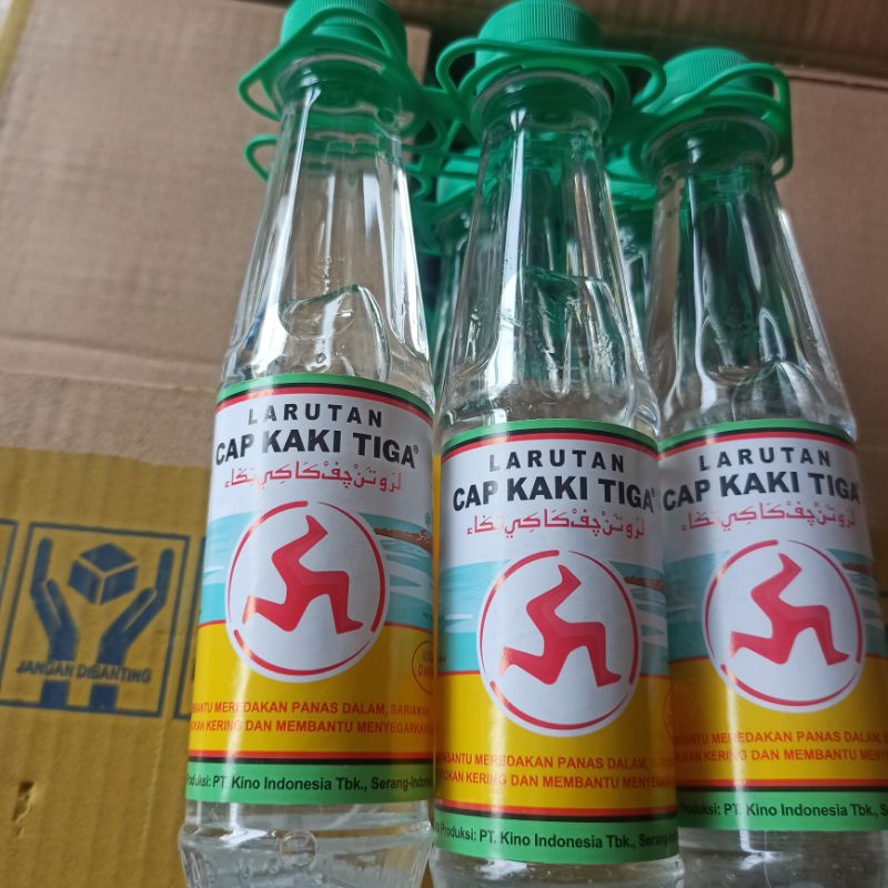 

Minuman Botol Larutan Kaki Tiga