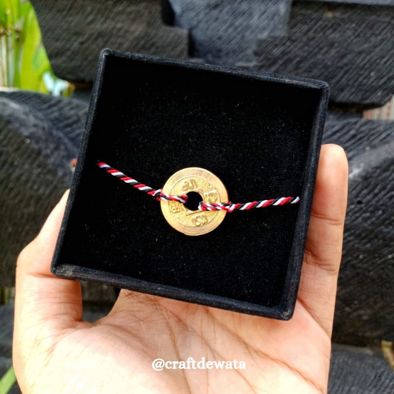 Gelang Tridatu Pis Bolong Sa Ba Ta A I / Gelang Tridatu Pis Bolong Pancadatu / Gelang Tridatu Pis Koci / Craftdewata