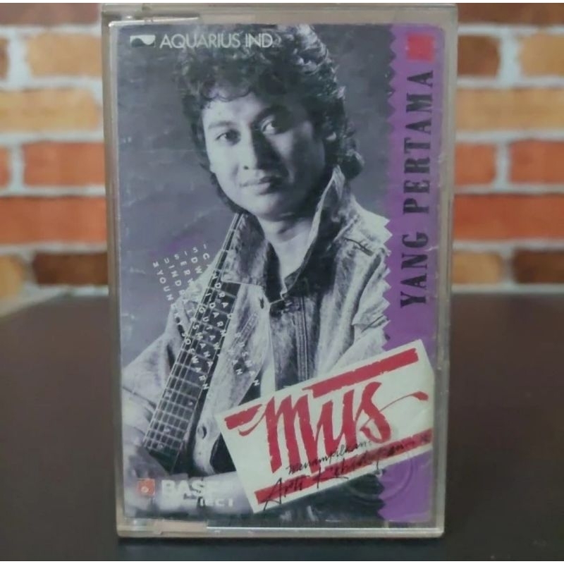 Kaset Pita Mus-Yang Pertama