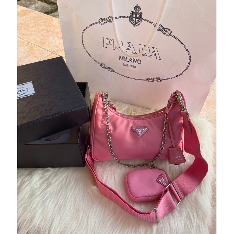 Authentic PRADA Re-edition 2005 Re-nylon bag begonia pink - Pastel pink