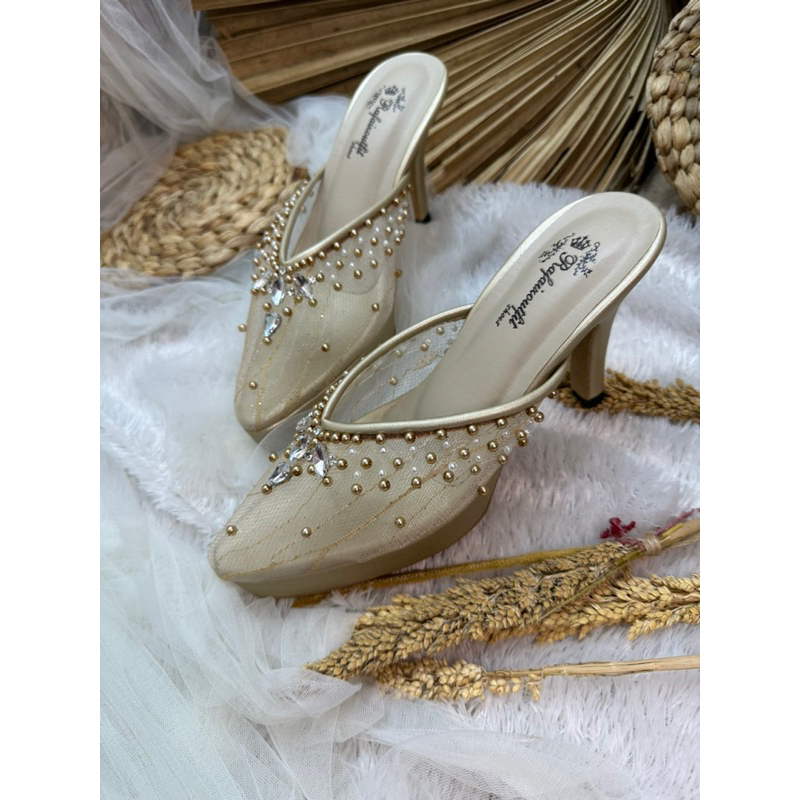 sepatu Yohanda wedding wanita gold 9cm lancip