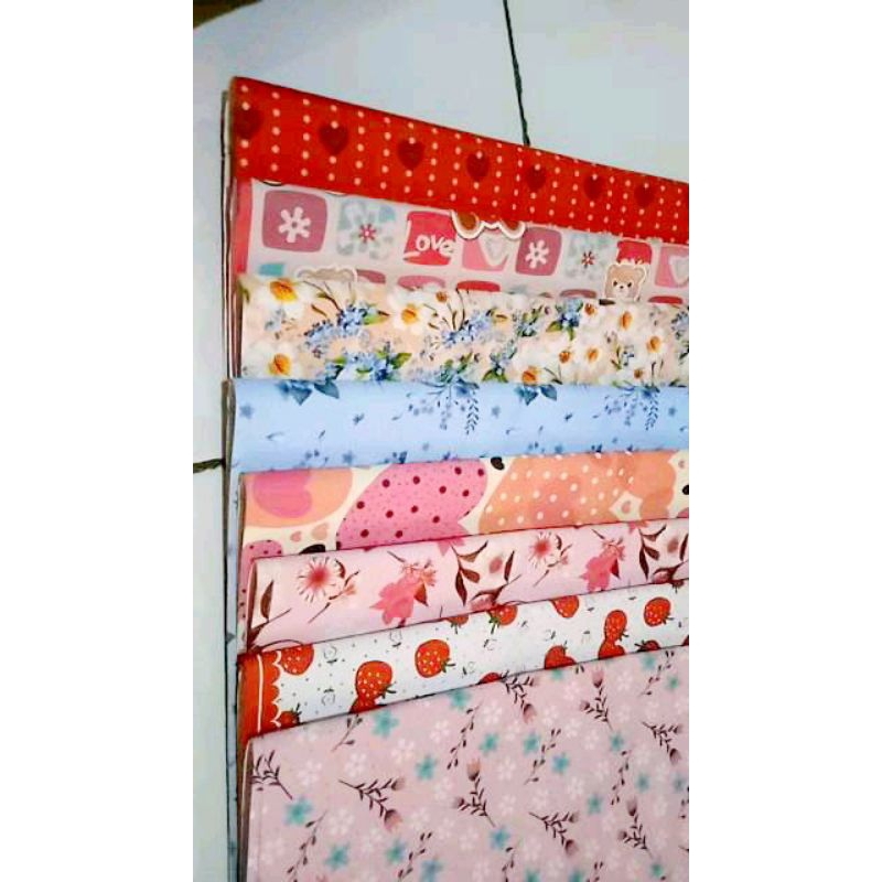 

Kertas kado tebal Sanwa