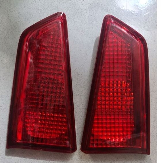 Reflektor Bagasi pintu belakang Toyota Avanza 2015-2018 kanan atau kiri