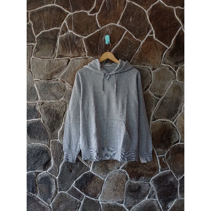 Hoodie GU Uniqlo Abu Second