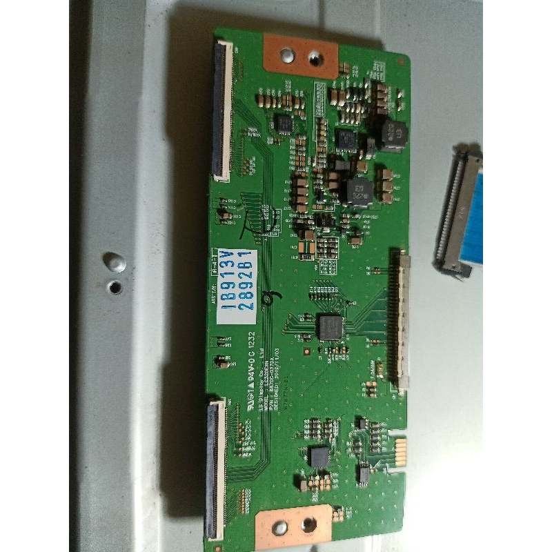 Jual Tcon  LG 32LS3150 kondisi normal cakep