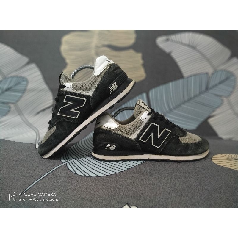 new balance 574 classic - secondbrand original Made in China size 43 - sepatu olahraga - sepatu lari