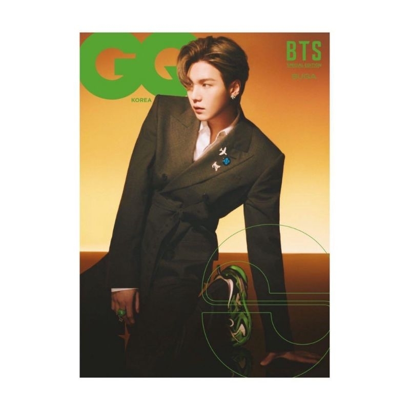 MAJALAH GQ MAGAZINE SUGA BTS JANUARI 2022