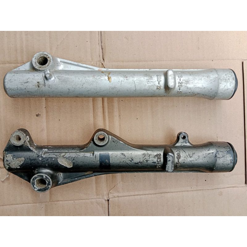 Tabung Bottom  shock depan Honda Beat Fi Vario Beat Karbu Vario 125,Scoopy /original copotan
