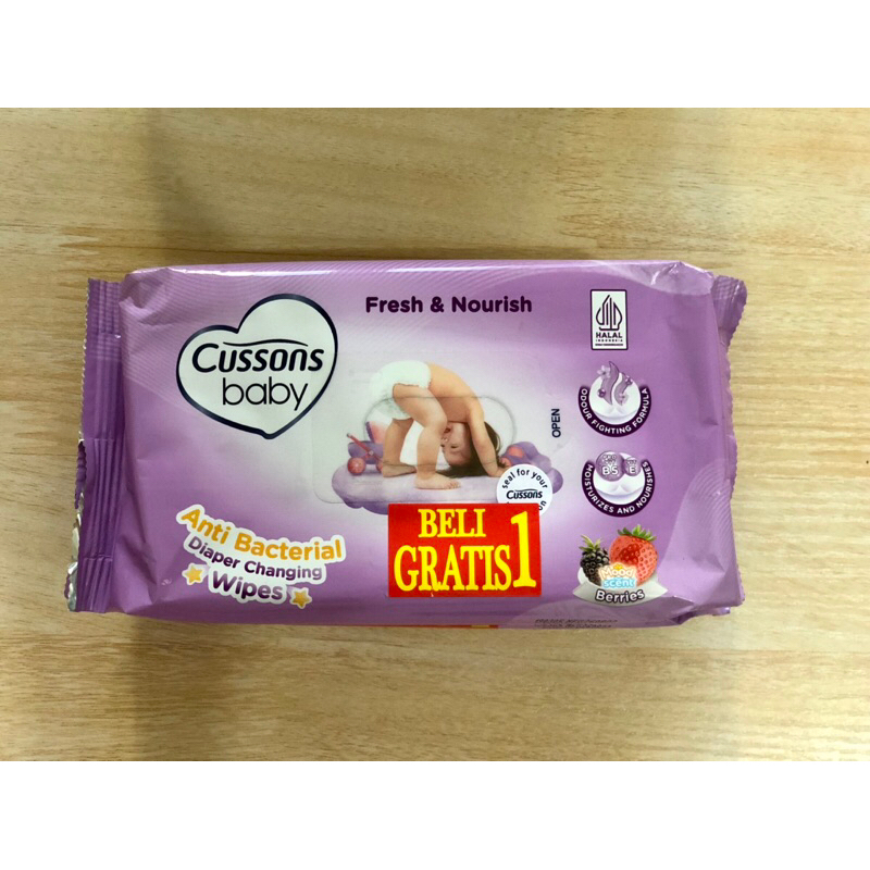 Tisu basah / Wipes Cussons baby buy 1 get 1 ( 50+50)