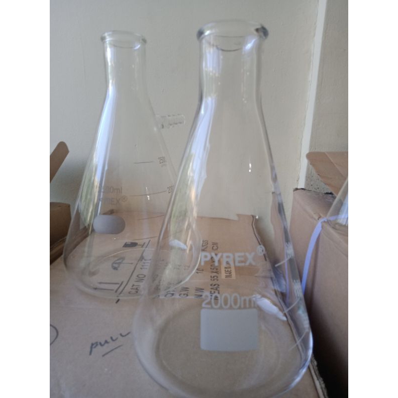 elenmeyer 2000 ml pyrex
