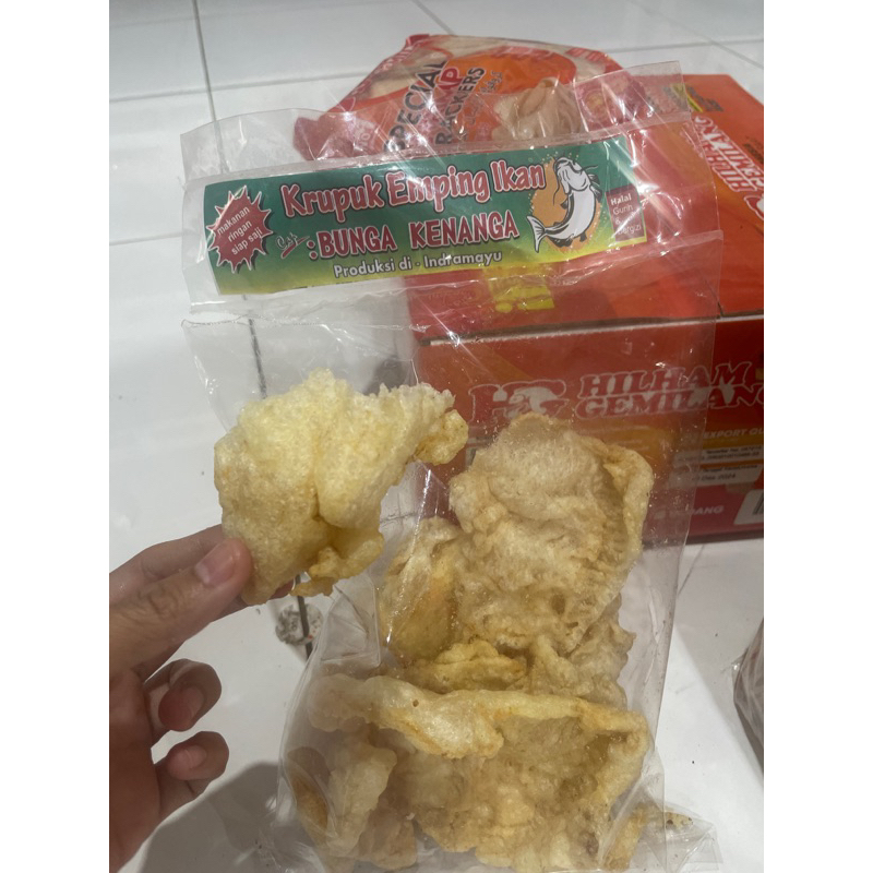 

Kerupuk emping ikan