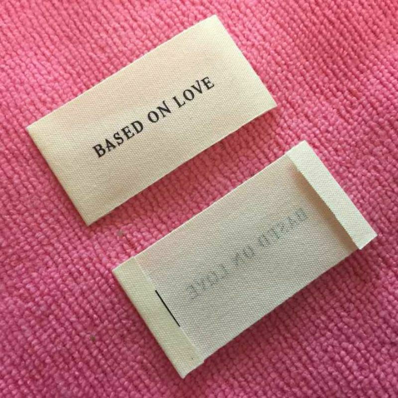 

Label Baju / Label Hijab / Label Woven Damask Subtitute