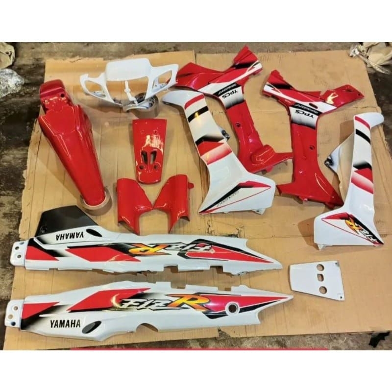 cover body halus full set yamaha fiz r seporti merah putih yamaha fiz r