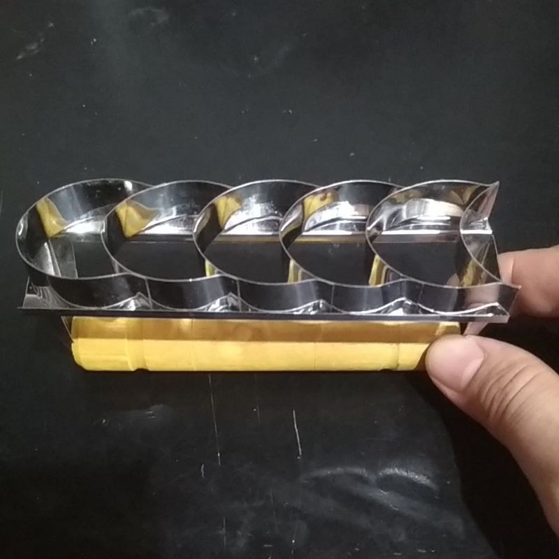 Cetakan kue Bulan sabit
