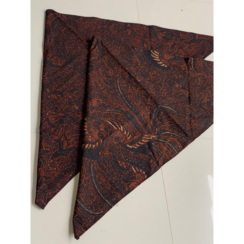01 KAIN UDENG BATIK SEGI TIGA| PAKAIAN ADAT BALI | BUSANA ADAT BALI | BALINESE  FHASTION