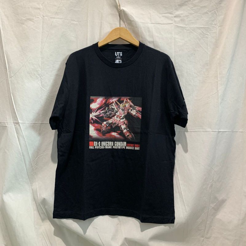tshirt uniqlo Gundam
