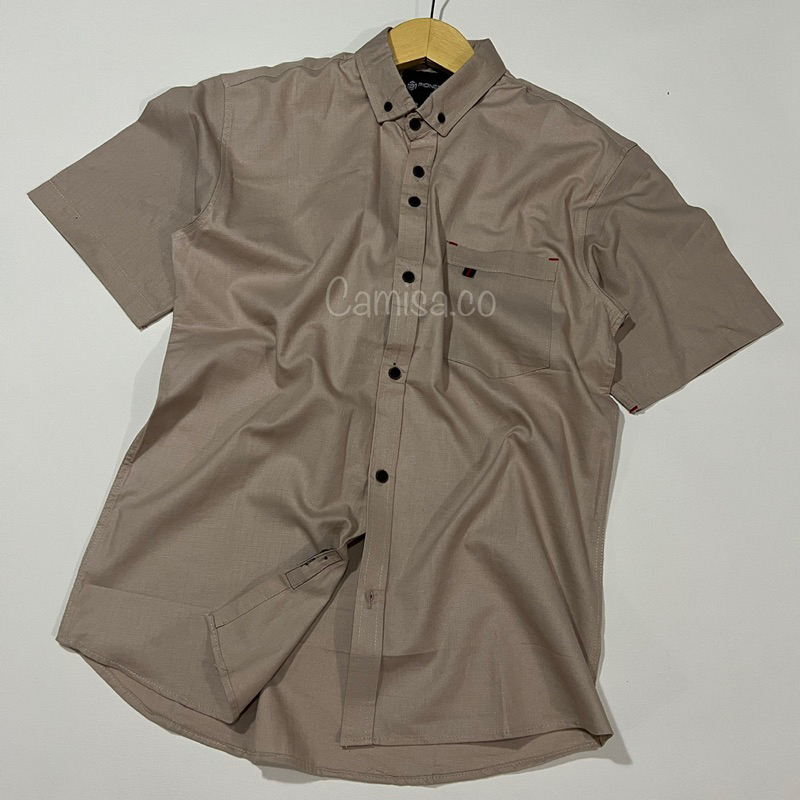 KEMEJA POLOS PRIA CREAM LENGAN PENDEK COTTON CIGARET PREMIUM HEM PRIA CREAM NUDE BEAGE POLOS PENDEK 