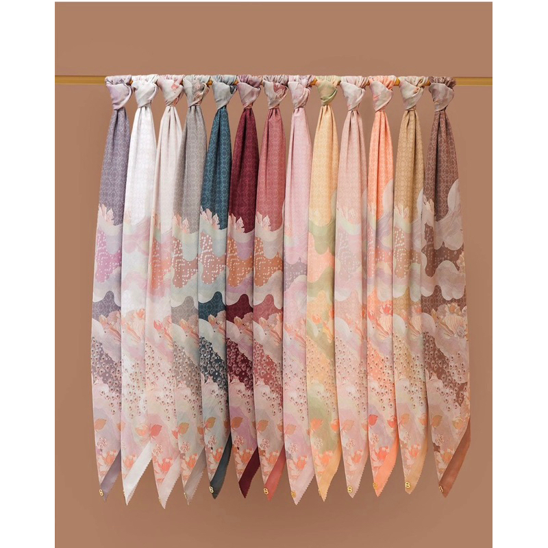 Buttonscarves Arabian Night