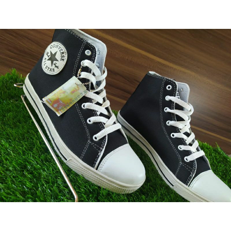 Sepatu Convers all star CLASSIC Pria Wanita