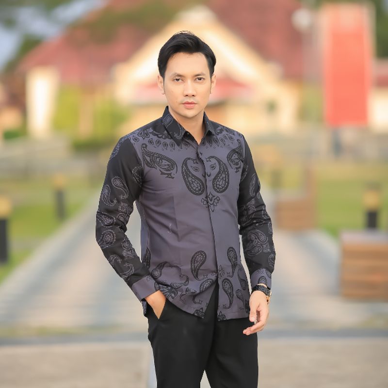 Kemeja Batik Pria Premium Slim Fit Katun Hitam Motif - Hitam ABU