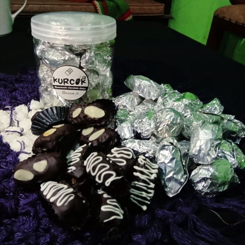 

Kurma Cokelat