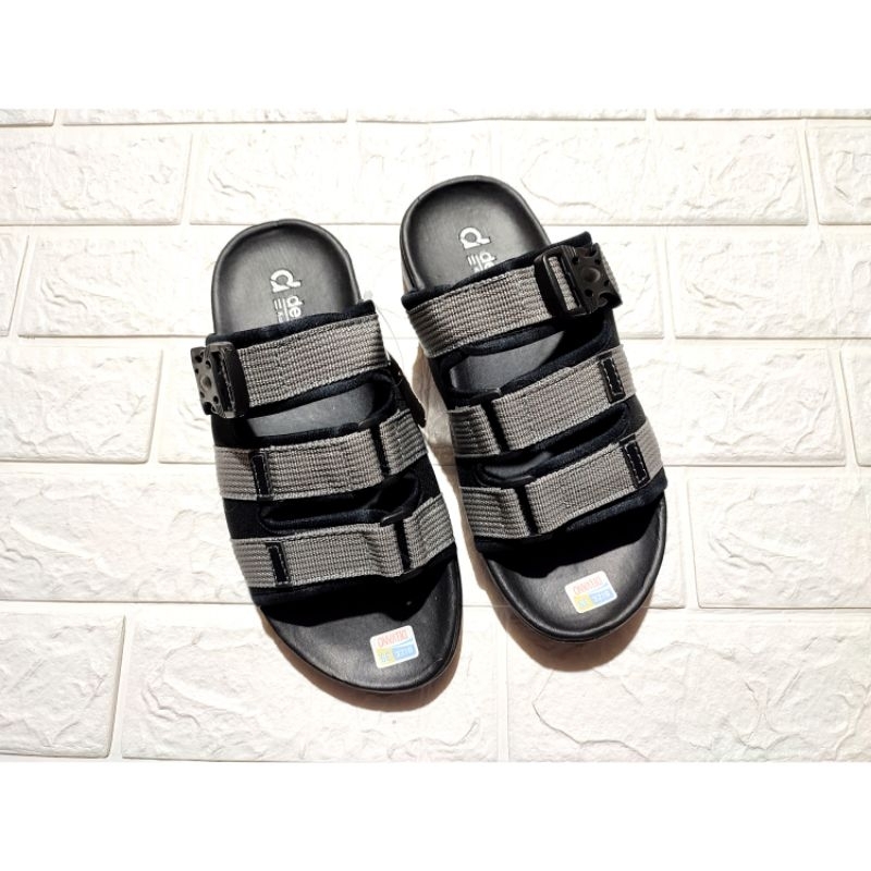 sandal gunung kasual pria delvano ban tiga