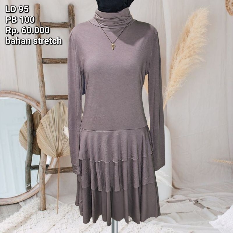 Dress Wanita Korea / Dress Bertingkat / Dress Coklat Turtleneck