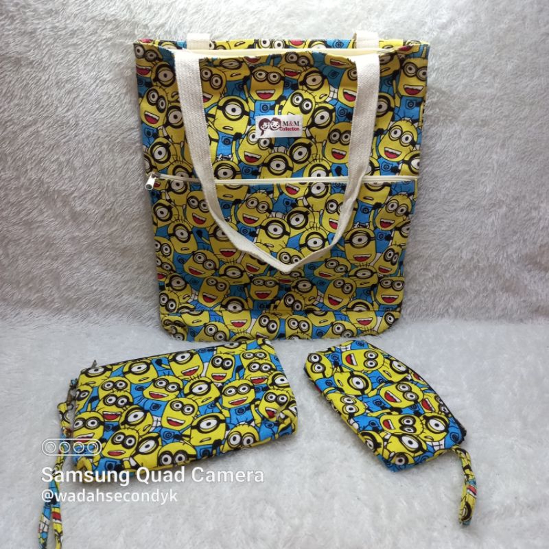 Set Tote dan Dompet Minion