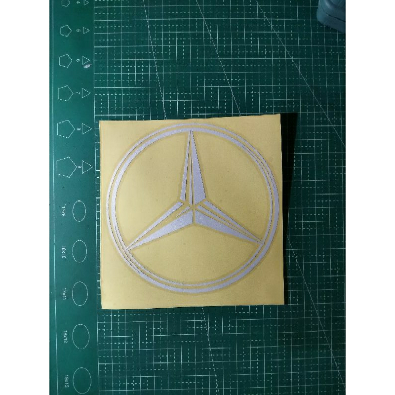 stiker logo mercedes-benz