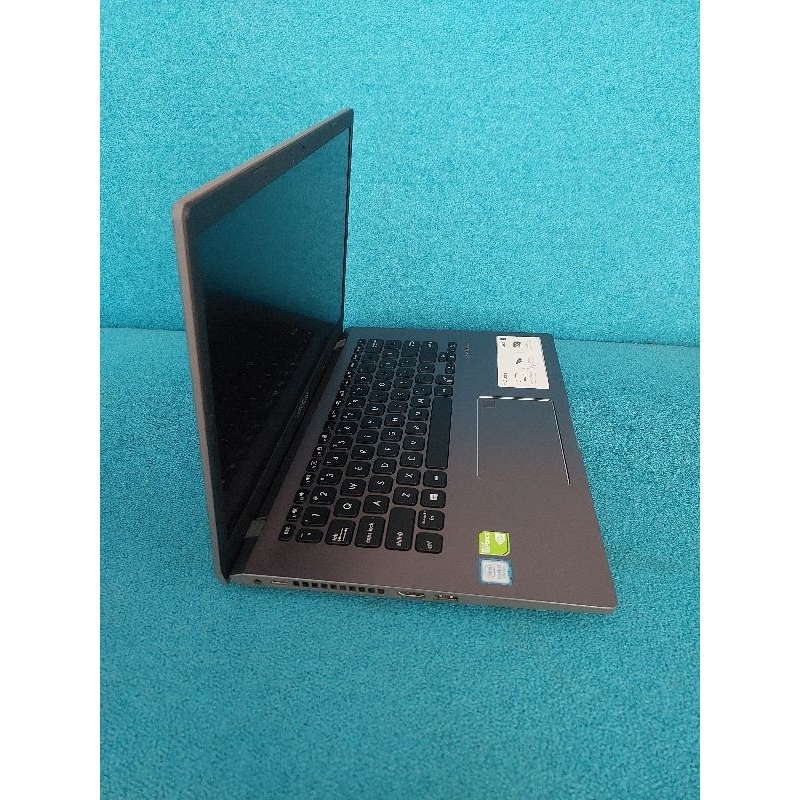 Laptop Asus Core i5 Gen 8