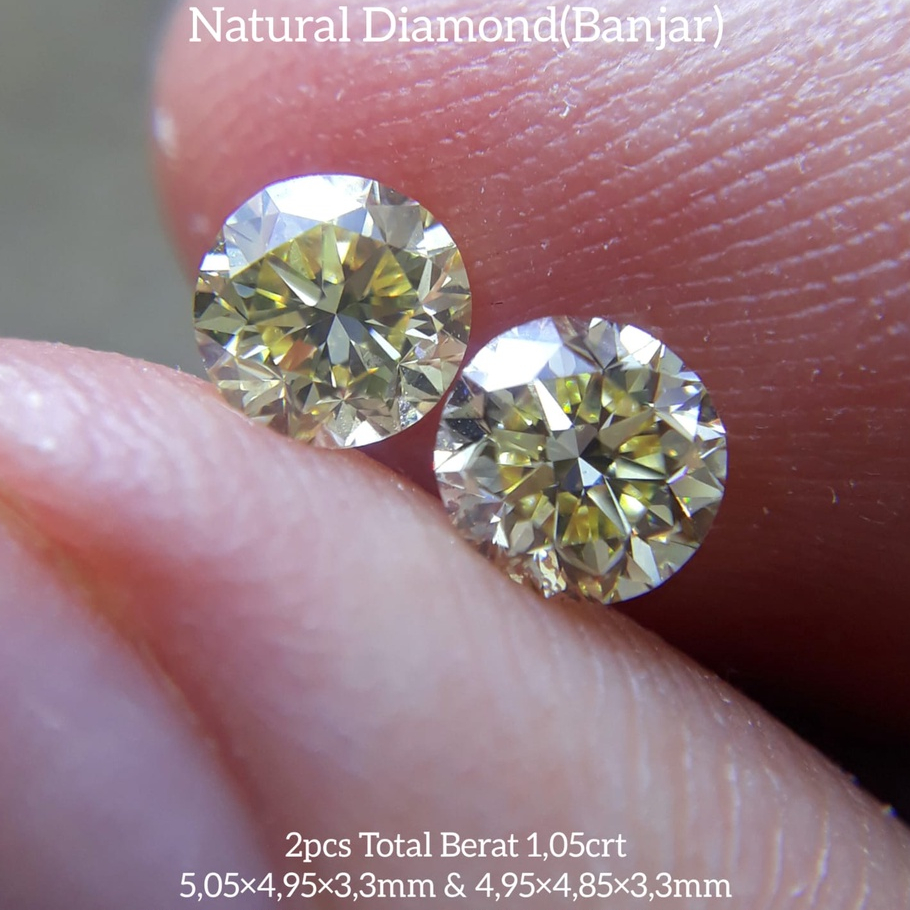 Berlian Fancy Yellow Couple 1.05crt
