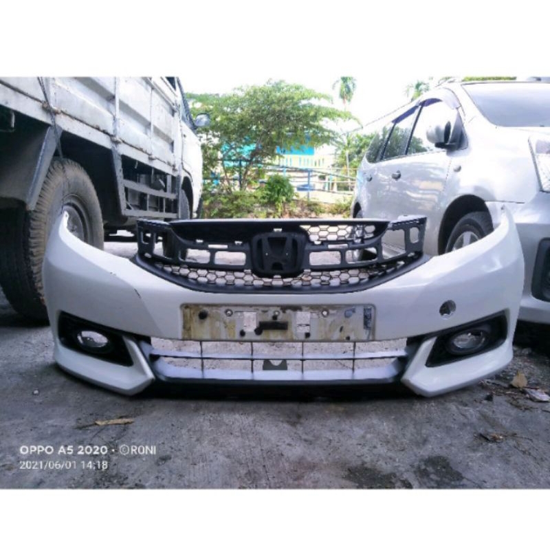 bemper depan Honda Mobilio e