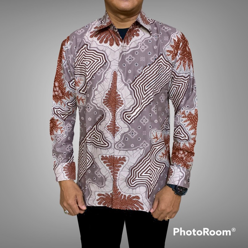 Mocca,MOTIF TERBARU ,BATIK COUPLE AYAH DAN ANAK lengan panjang lapisan furing warna mocca kombinasi merah bata,kemeja batik premium,kemeja anak,kemeja batik kantoran,batik pria lengan panjang,batik pria katun solo,batik pria bahan premium