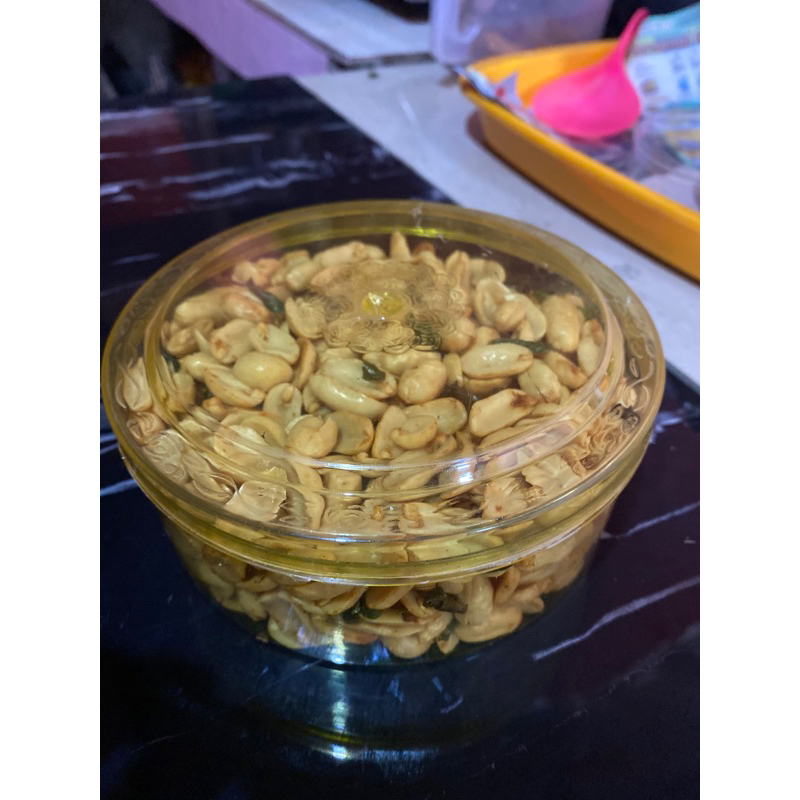 

KACANG GORENG BAWANG(renyah)