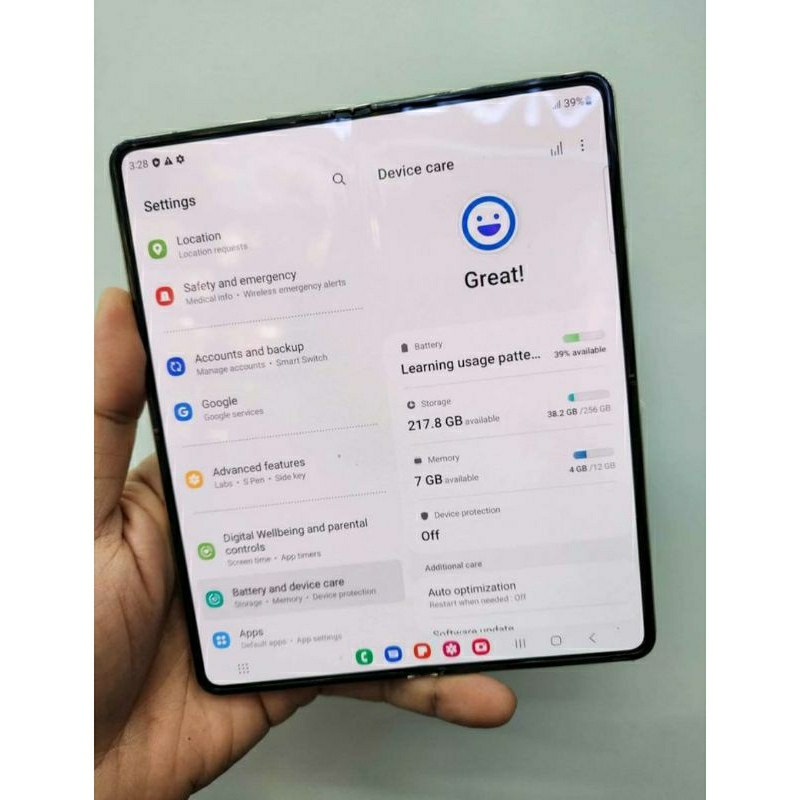 Samsung Galaxy Z Fold 4 garansi Internasional (second pemakaian 3 bulan)