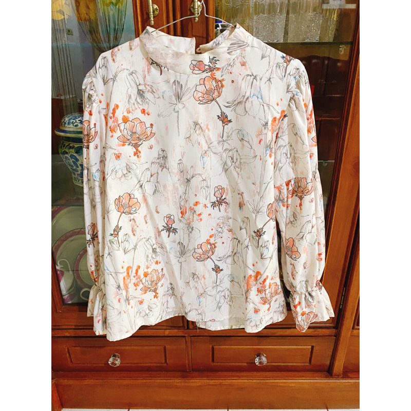 Atasan Sideline x Amelia Elle Size L (Preloved)