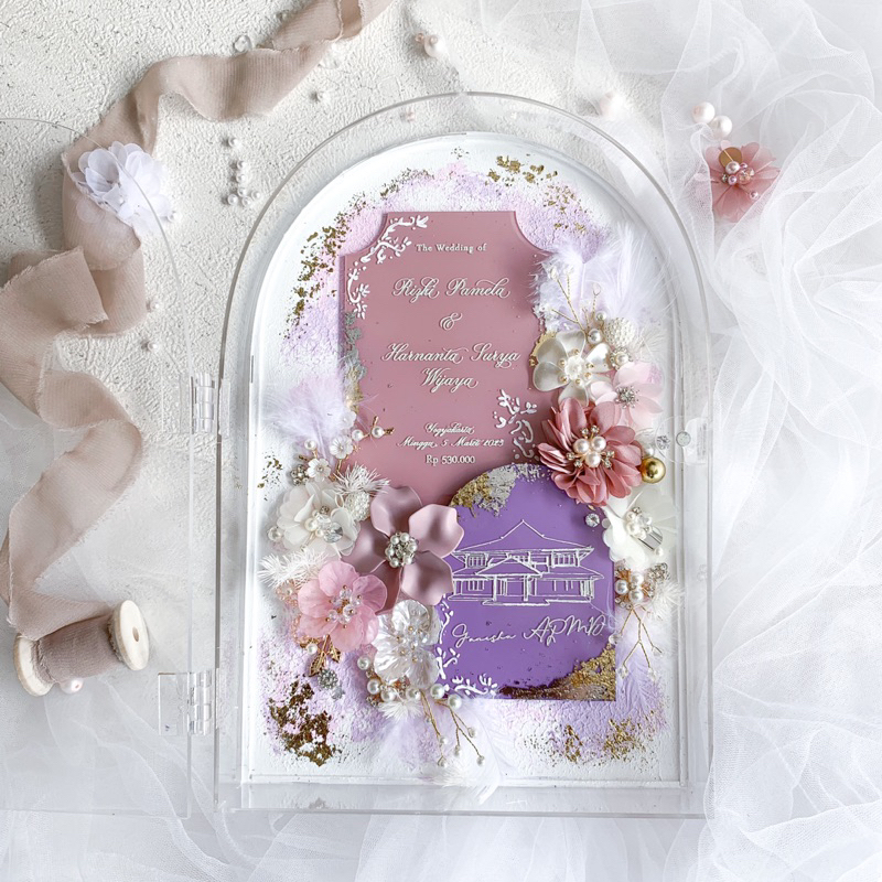 Mahar pernikahan / mahar nikah / mahar transparan / mahar akrilik / mahar dome / mahar resin / mahar bunga payet / mahar anggrek / mahar rustic / mahar rustic / mahar unik / mahar exclusive / mahar cantik / bingkai mahar